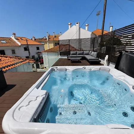 Luxury House, Private Rooftop Jacuzzi With View On Tagus & Monuments * Лісабон
